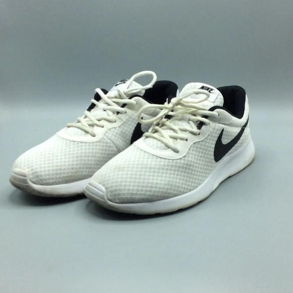White Nike Tanjun Men’s  12 Sneakers Shoes - Picture 1 of 8